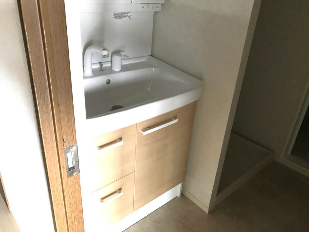 明石市のマンションで洗面台の取り替えをしました！