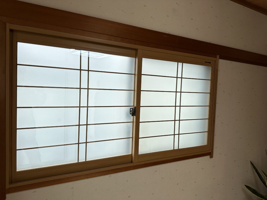 【加古川市】話題の先進的窓リノベを利用して内窓リフォーム