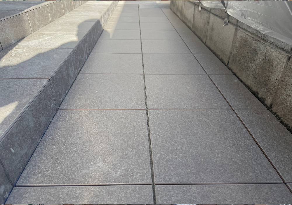 加古川市リフォーム　K様邸　玄関ポーチ　施工後