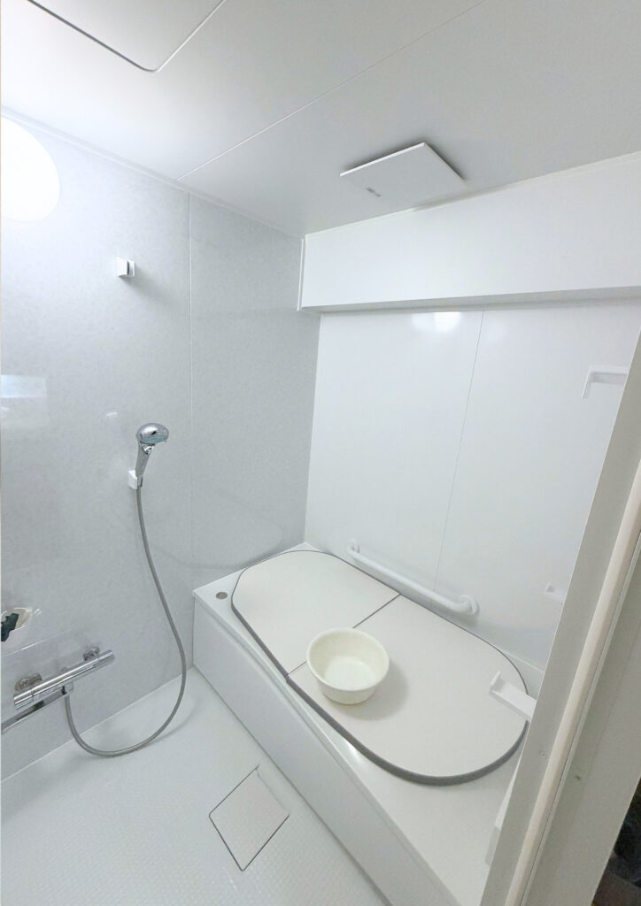 明石市リフォーム　コストを抑えながら、夢だった洗面化粧台にリフォーム