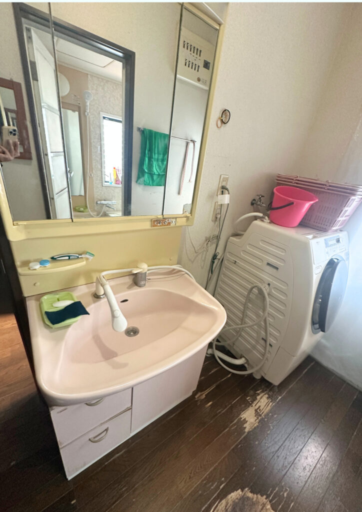 加古郡リフォーム　たった1つのオリジナル洗面台でワンランクアップのリフォーム。