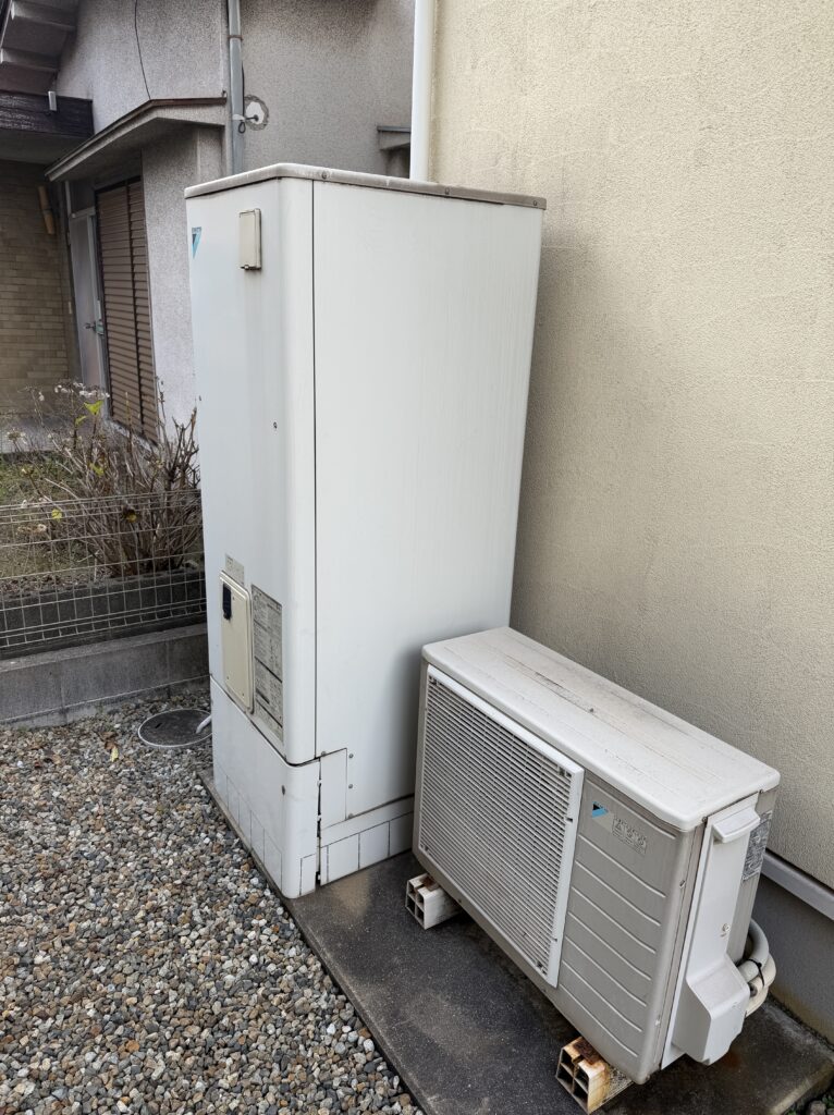 【加古川市】13年使用したエコキュートを交換！
