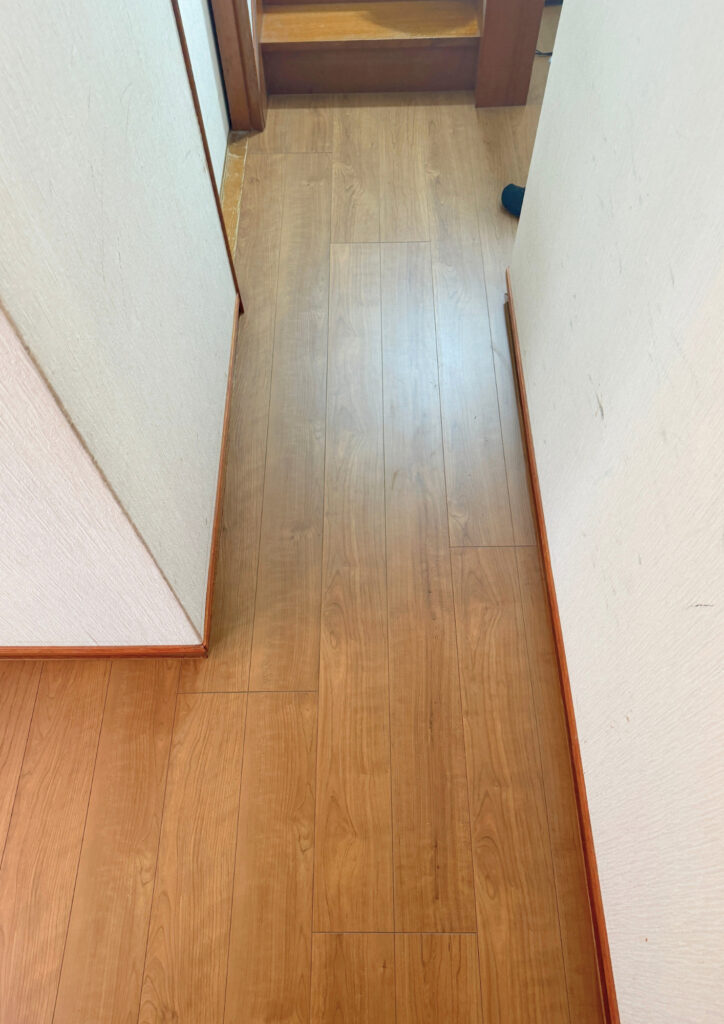 明石市　フローリング張り替え工事をし、廊下が明るく広く見えるようになりました※作成済みです
