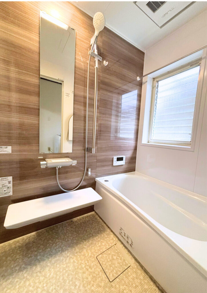 加古川市　お掃除楽々、ゆっくり入浴したくなる浴室にリフォーム