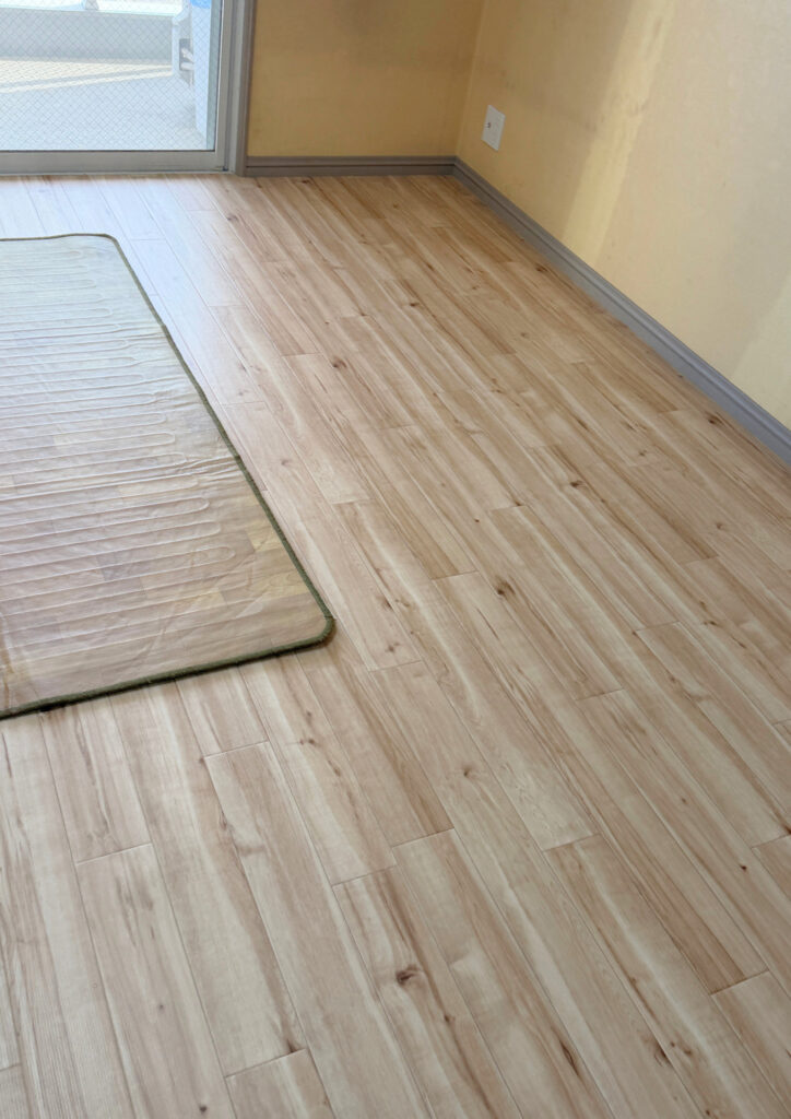 明石市リフォーム　T様邸　サンゲツ/わんにゃんフロア　キャラメイプル　施工後