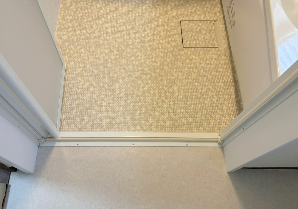 加古川市　M様邸　浴室　出入口段差解消後