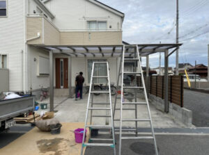 カーポートを設置完了した戸建て駐車場
