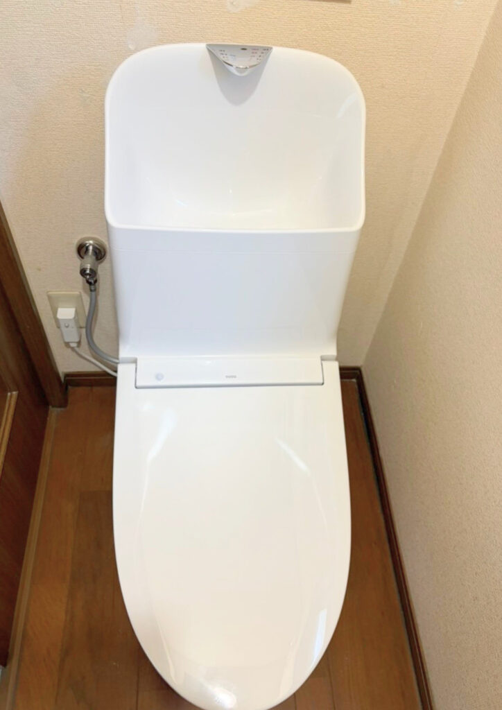 加古川市　安くて高機能のTOTOウォシュレット一体型トイレ